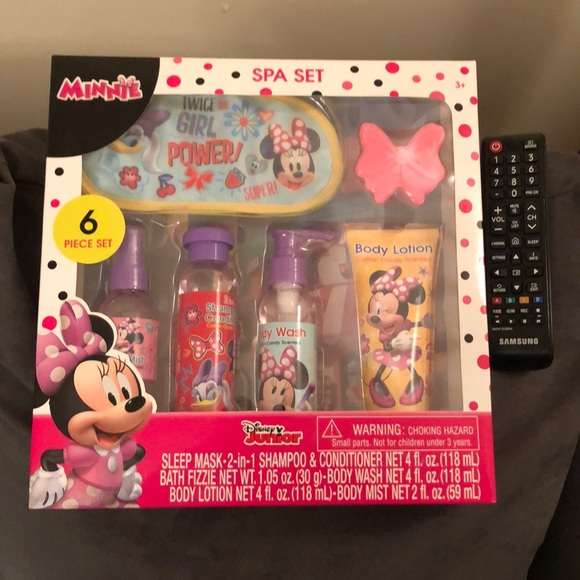 NWT❣️Disney JR. MINNIE Mouse Spa Set❣️ - Picture 7 of 7
